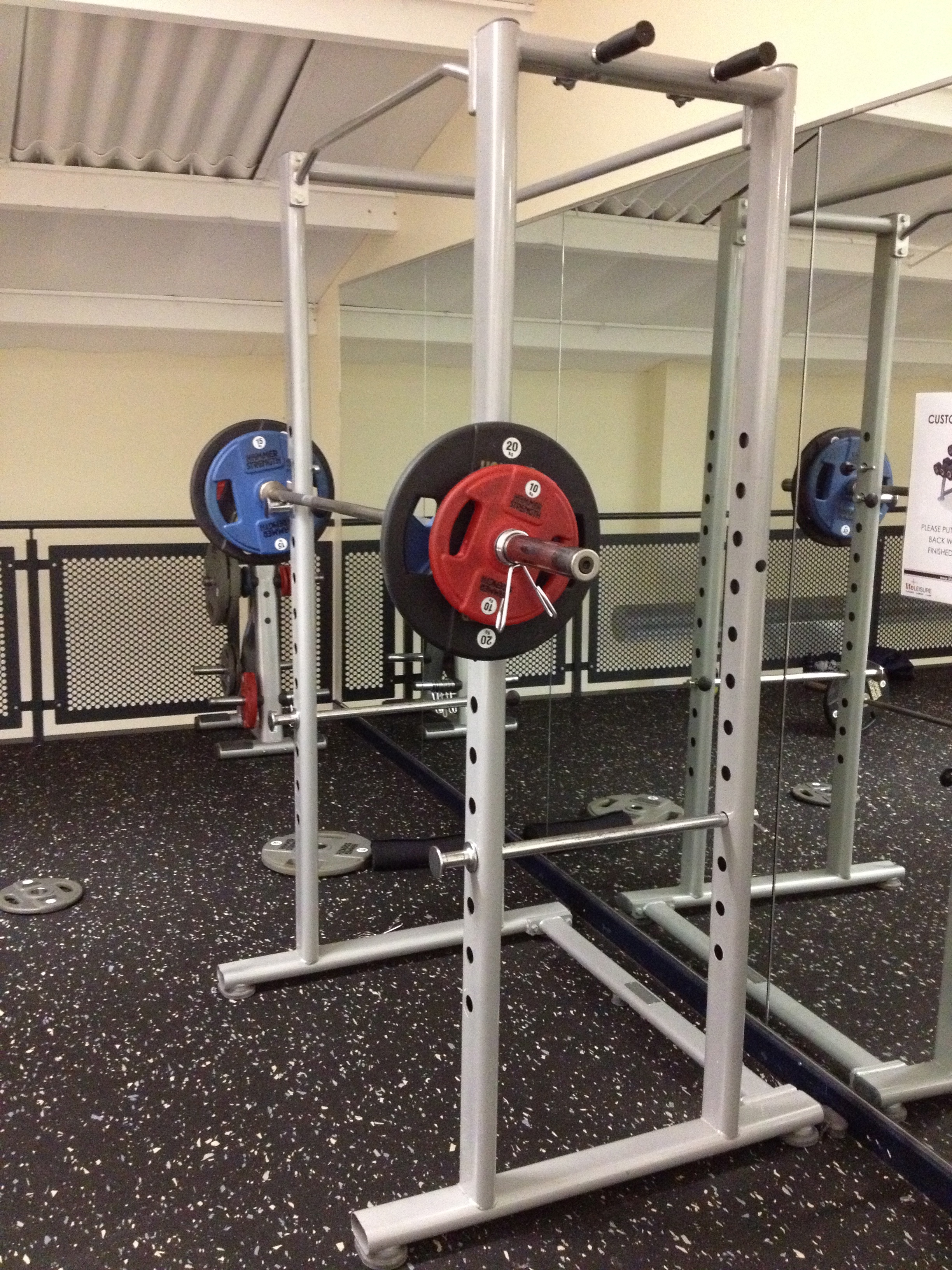 www.hoylesfitness.com, Squat rack, Personal Training Cheshire